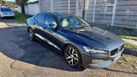 VOLVO S60 2.0 T4 MOMENTUM GASOLINA 4P AUTOMÁTICO